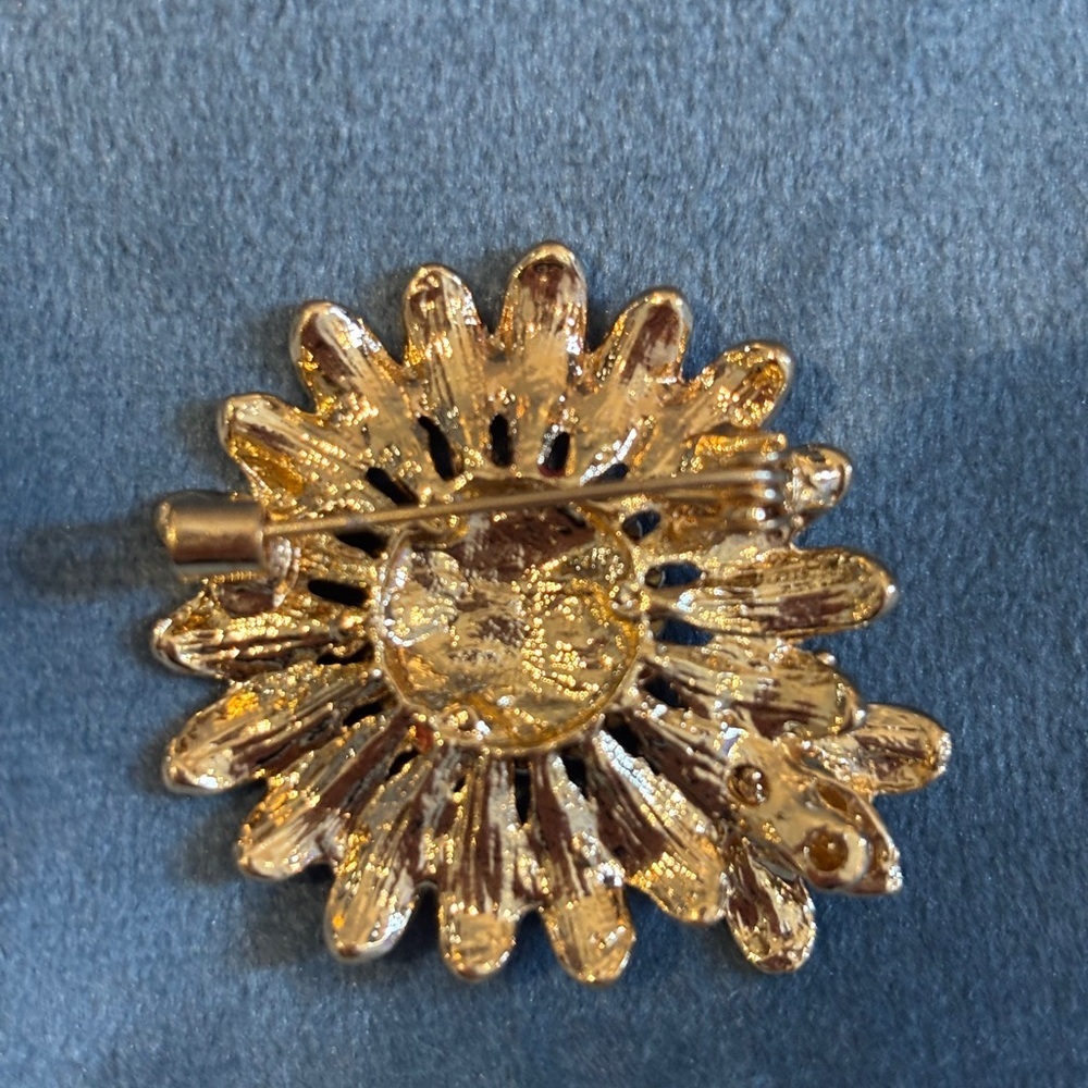 Source Unknown Orange and Yellow Brooch with Rhinestones - Picture 5 of 5